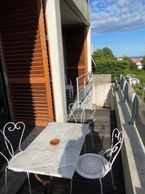 Отель Villa Julie  Биарриц